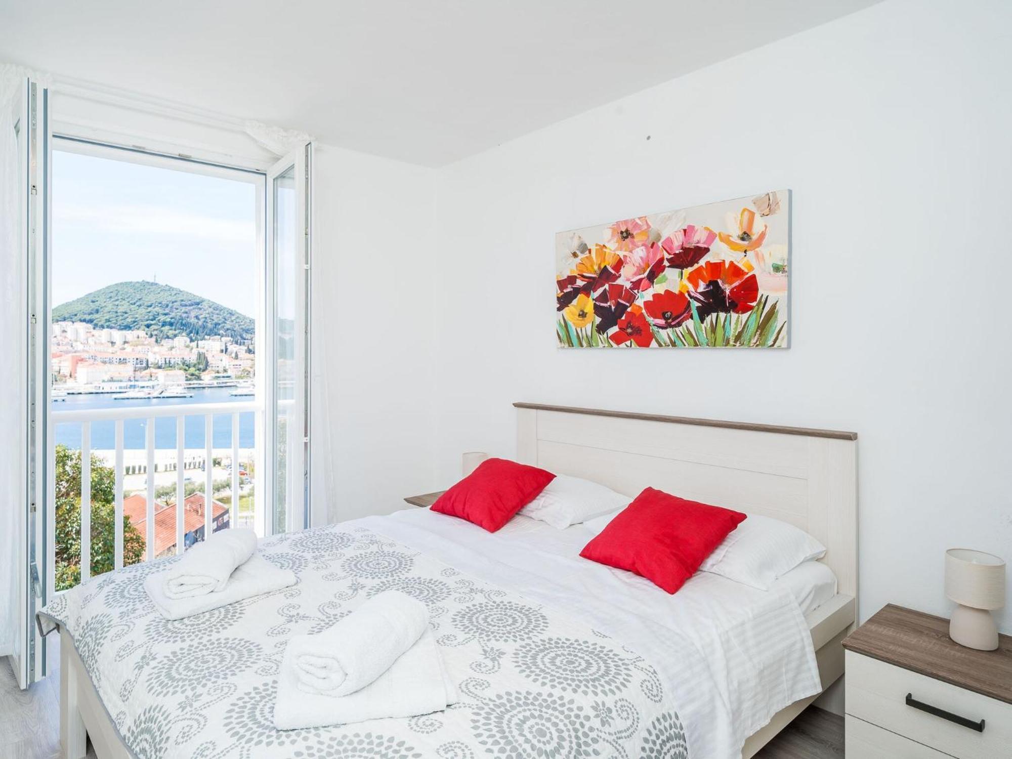 Apartment Cvjetkovi - Two Bedroom Apartment With Terrace And Sea View Dubrovnik Dış mekan fotoğraf